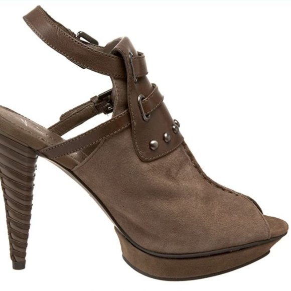 b. makowsky Irene Slingback Heels, 8.5 NIB - Picture 3 of 7